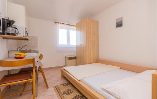 Sveti Filip i Jakov Apartment | Stunning Apartment In Sveti Filip I Jakov