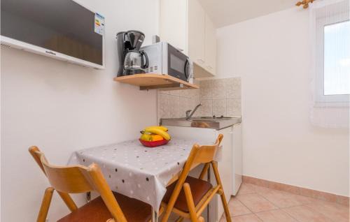 Sveti Filip i Jakov Apartment | Stunning Apartment In Sveti Filip I Jakov