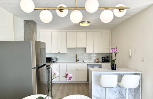 Outer Richmond Apartment | Stunning apartment steps from Ocean Beach