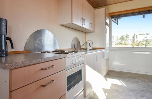 Nørre Lyngvig Apartment | Stunning apartment in Hvide Sande