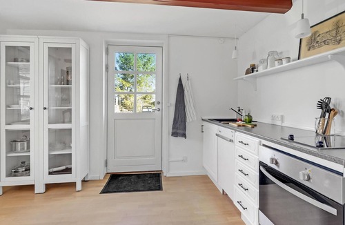 Norre Alslev Apartment | Stunning apartment in Nørre Alslev