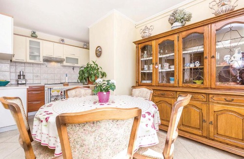 Vinodolska opcina Apartment | Stunning apartment in Grizane with 3 Bedrooms and WiFi