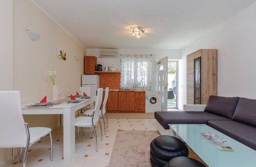 Zurkovo Apartment | Stunning apartment in Kostrena with WiFi