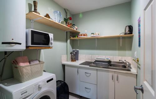 Kucice Apartment | Stunning Apartment In Kucice