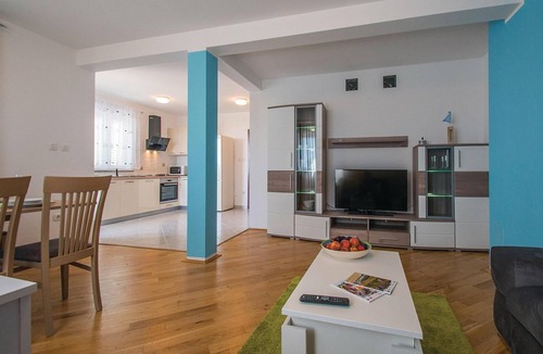 Bartici Apartment | Stunning apartment in Labin with house sea view