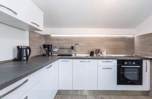 Tulisevica Apartment | Stunning apartment in Lovran with house sea view