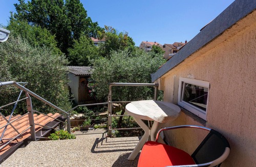 Njivice Apartment | Stunning apartment in Njivice with WiFi