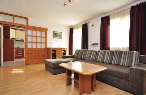 Pucisca Apartment | Stunning apartment in Pucisca with WiFi