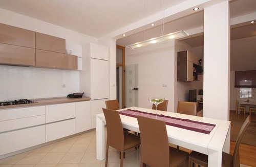 Racisce Apartment | Stunning apartment in Racisce with WiFi