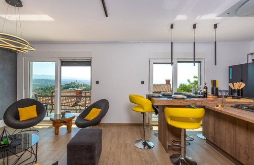 Rukavac Apartment | Stunning apartment in Rukavac with house sea view