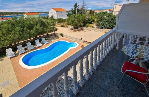 Barbat na Rabu Apartment | Stunning apartment in Rab