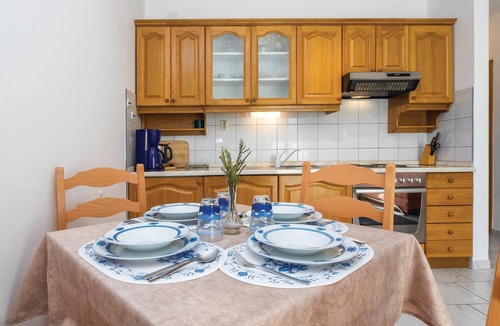 Supetar Apartment | Stunning apartment in Supetar with WiFi