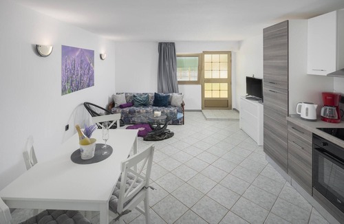 Vrsar Apartment | Stunning apartment in Vrsar with house sea view