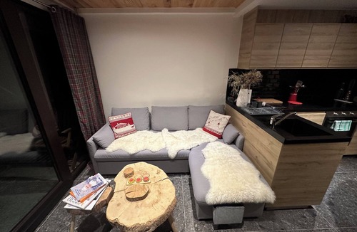 Eclose-Est Apartment | Stunning apartment with breathtaking view!