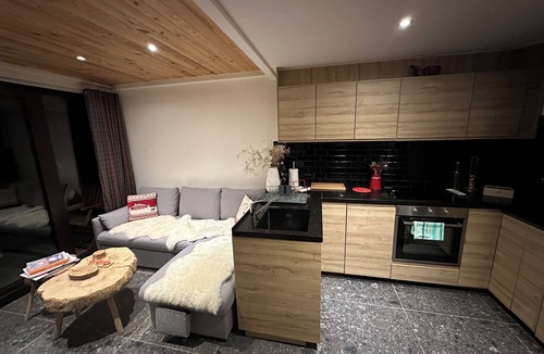 Eclose-Est Apartment | Stunning apartment with breathtaking view!