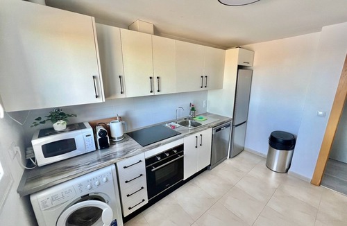 Jeronimo y Avileses y Balsicas de Arriba Apartment | Stunning apartment with a pool and golf view