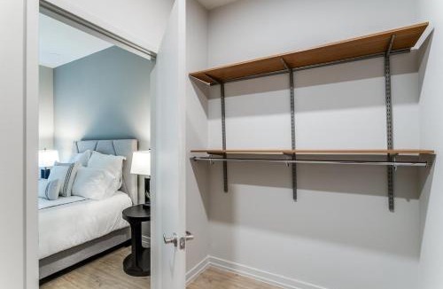 Cityplace Apartment | Stunning Apt in West Village
