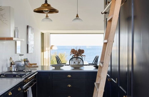 Selsey House | Stunning architect designed eco beachfront property