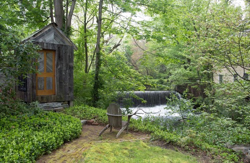 Chester Center House | Stunning Artisan Waterfall Escape [Walk to Downtown]