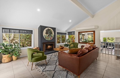 Ballard House | Stunning Mountain Escape!