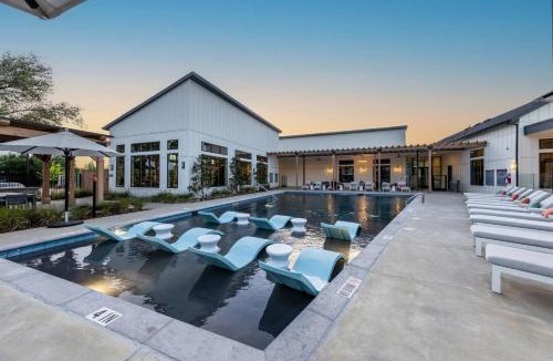 Austin Apartment | Stunning Austin Oasis With Properties By Preston