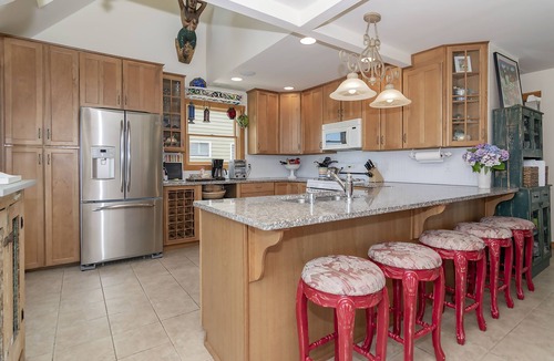 Holgate House | Stunning Bay View Wonder