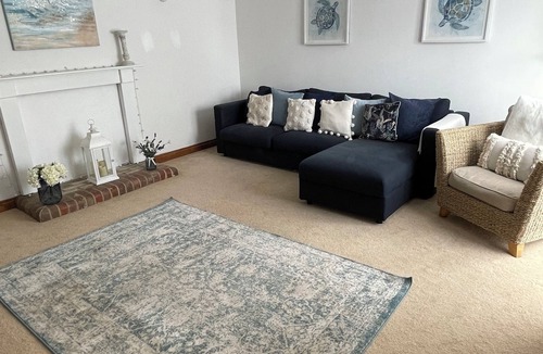 Churston Ferrers Cottage | Stunning Barn Conversion with FREE GOLF,nPet friendly