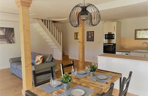 Plazac House | Stunning Barn Conversion with PRIVATE POOL!