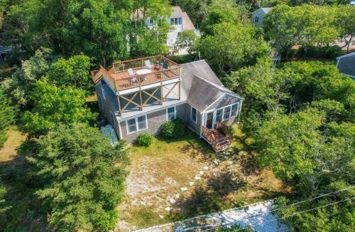 North Eastham House | Stunning Bay Views by Beach Dog Friendly