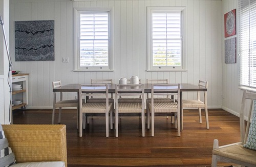 Werri Beach House | Stunning beach views, steps to the sand