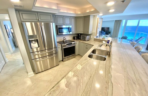 Gulf Pines Condo | Stunning Beachfront Condo with Gorgeous Views! 4349 BS2