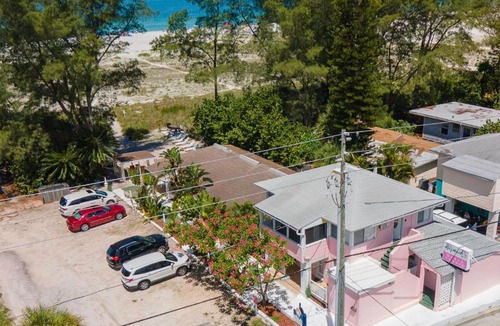 Treasure Island Apartment | Stunning Beachfront! Unit #2