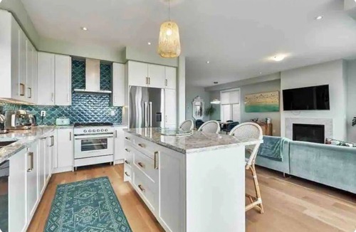 Whitby House | Stunning & Bright - My home is close to the highway & Thermea Spa