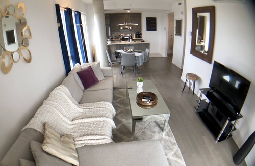 Ahuntsic-Cartierville Condo | Stunning PENTHOUSE Top Floor 2 Bedrooms with breath taking view over Montreal/Laval