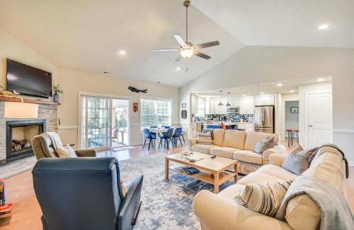 Cape Charles House | Stunning Cape Charles Retreat about 1 Mi to Beach