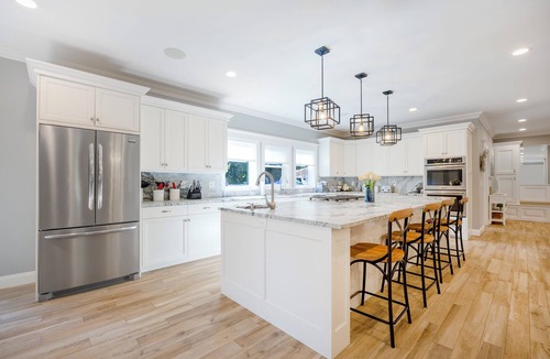 Northwest Harwich House | Stunning Cape Cod Waterfront Compound