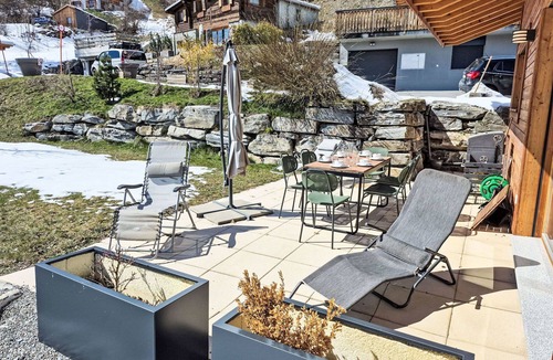 Chamoson House | Stunning private villa for 6 people with WIFI, TV, terrace and panoramic view