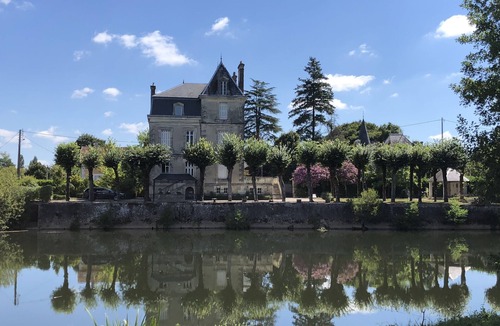 Saint-Astier Villa | Stunning Chateau on the river bank in Saint Astier