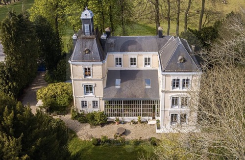Etainhus House | Stunning Chateau with huge Orangery perfect for big groups.