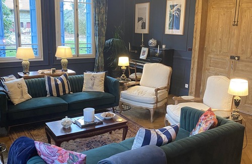 Etainhus House | Stunning Chateau with huge Orangery perfect for big groups.