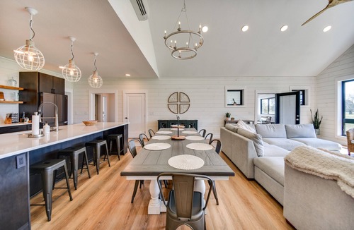 Machipongo House | Stunning Chesapeake Bay Farmhouse w/Dock & Kayaks