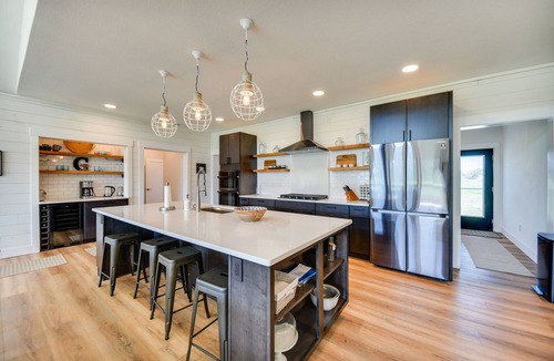 Machipongo House | Stunning Chesapeake Bay Farmhouse w/Dock & Kayaks