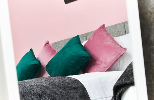 Nottingham City Centre House | Stunning City Centre House - Sleeps 8 - Parking