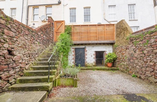 Bristol Apartment | STUNNING City Centre Living - with parking