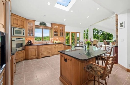 Upper Black Eddy House | Stunning cliffside river view on private 60 acre forested retreat