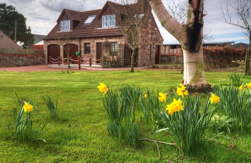 Eyemouth Apartment | Stunning coastal location