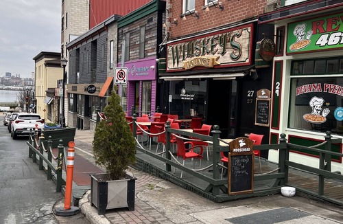 Downtown Condo | Stunning Condo Downtown Darmouth