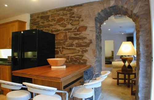 Colintraive House | Stunning contemporary Barn conversion sleeping 14 in 7 bedrooms