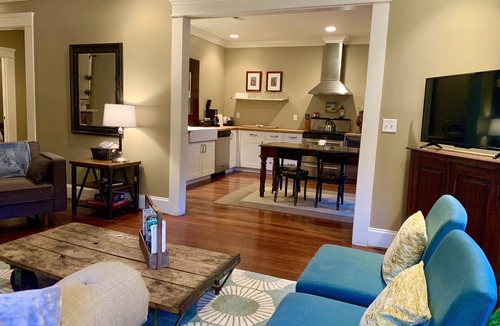North Chattanooga House | Stunning contemporary North Shore Bungalow with hot tub. Steps to everything.