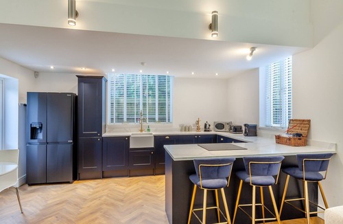 Dunmow Cottage | Stunning converted chapel with a spacious living area.